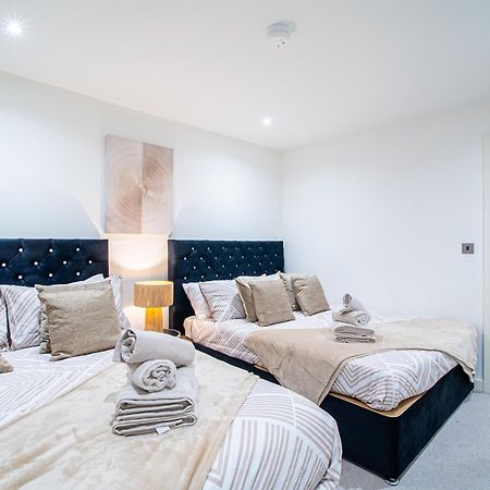 2-Bedroom With Breathtaking Views In Holmfirth Village, ฮัดเดอร์สฟิลด์ ภายนอก รูปภาพ